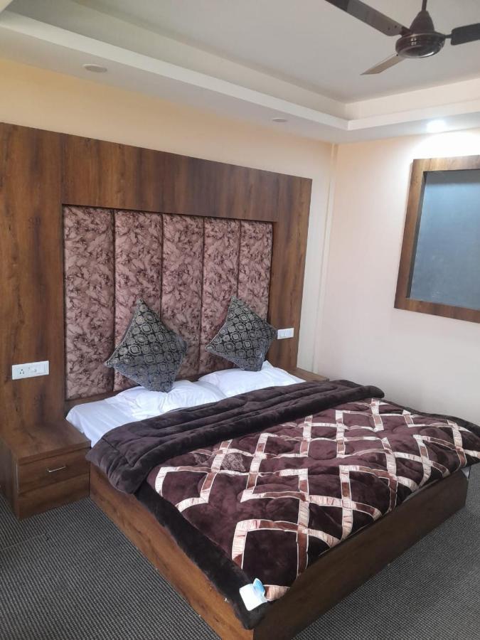 Hotel Zoon Dabb Srinagar Airport Kashmir Dış mekan fotoğraf
