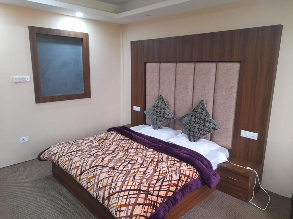 Hotel Zoon Dabb Srinagar Airport Kashmir Dış mekan fotoğraf