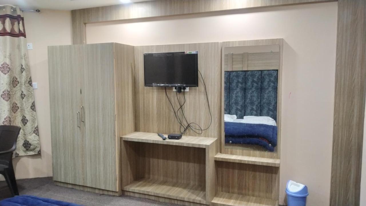 Hotel Zoon Dabb Srinagar Airport Kashmir Dış mekan fotoğraf