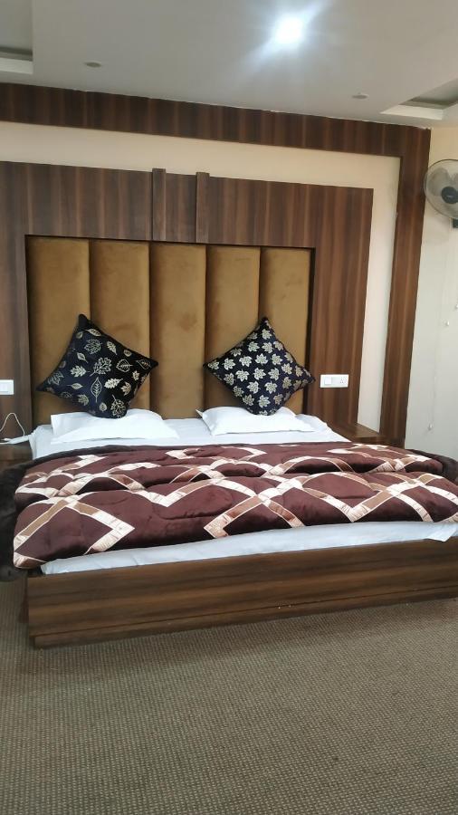Hotel Zoon Dabb Srinagar Airport Kashmir Dış mekan fotoğraf