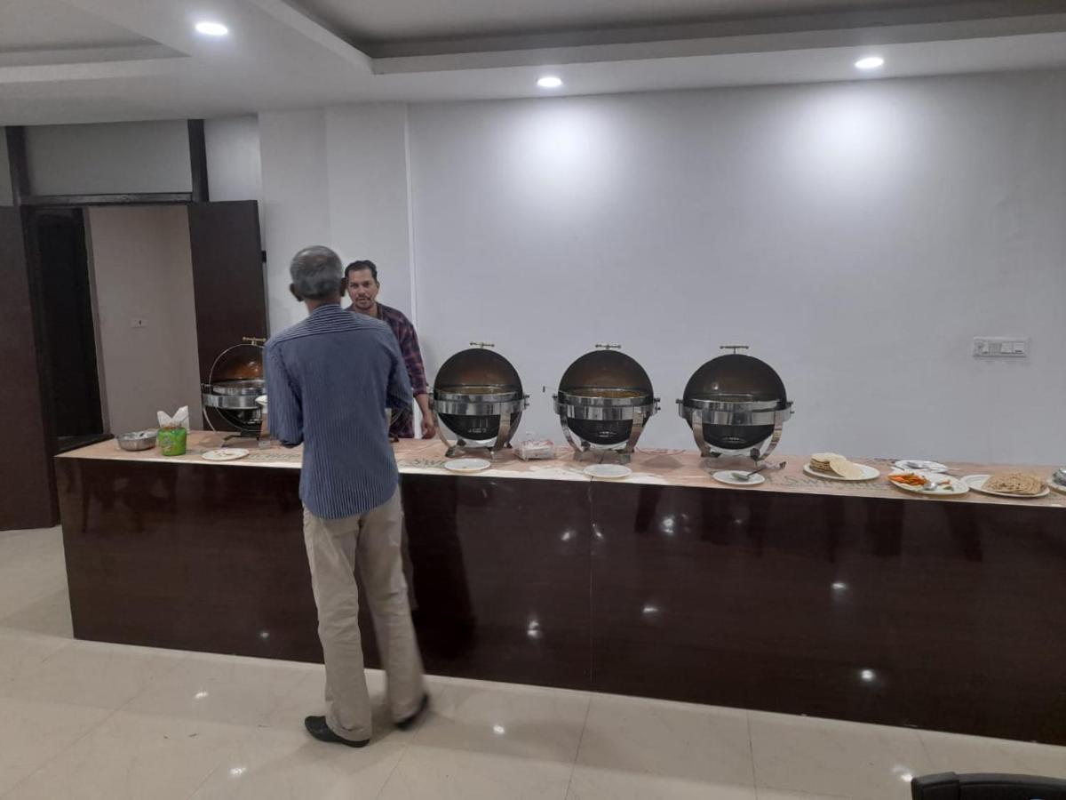 Hotel Zoon Dabb Srinagar Airport Kashmir Dış mekan fotoğraf