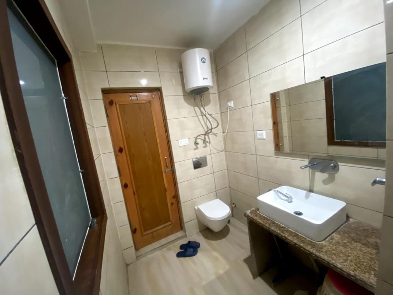 Hotel Zoon Dabb Srinagar Airport Kashmir Dış mekan fotoğraf