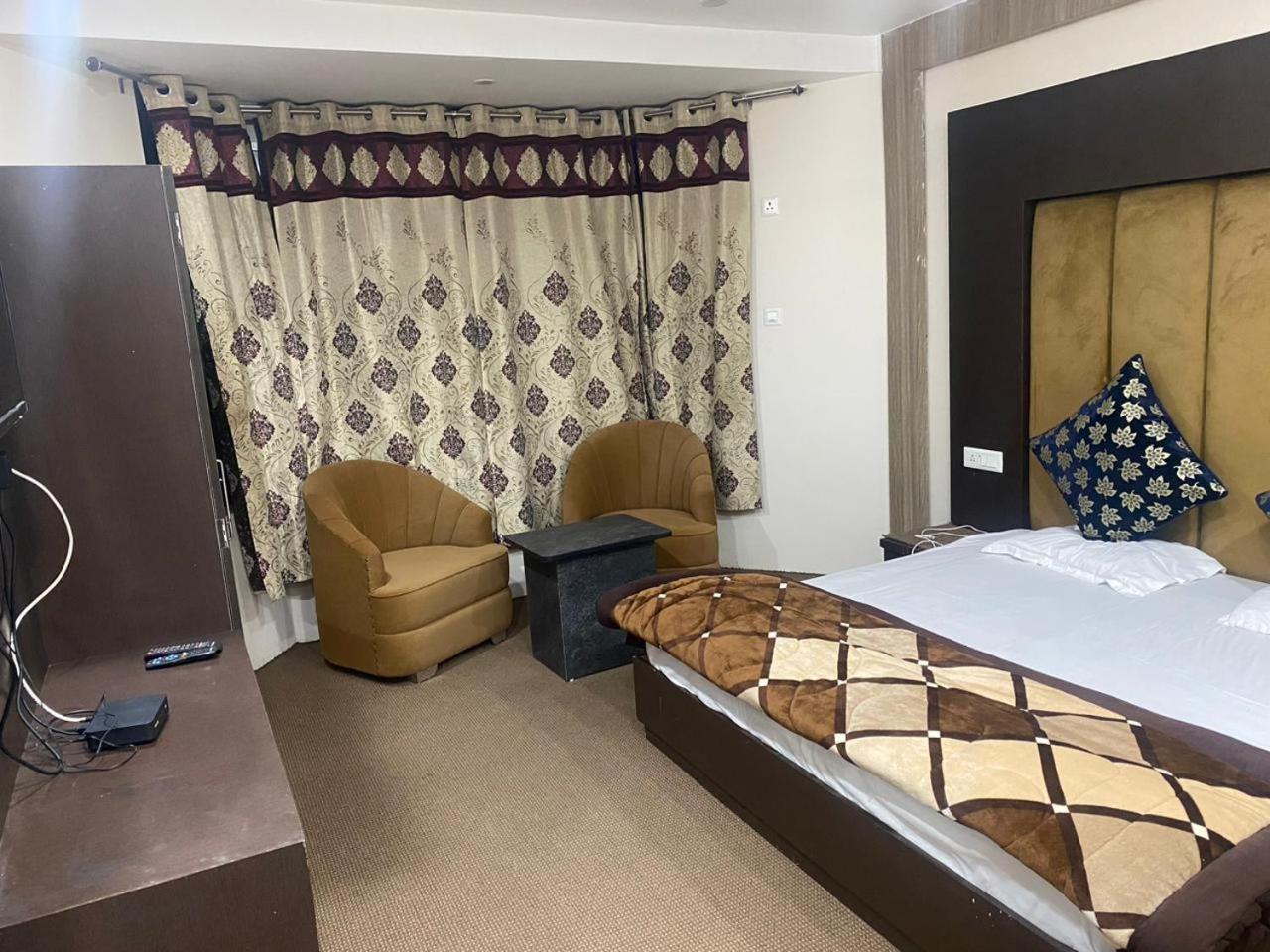 Hotel Zoon Dabb Srinagar Airport Kashmir Dış mekan fotoğraf
