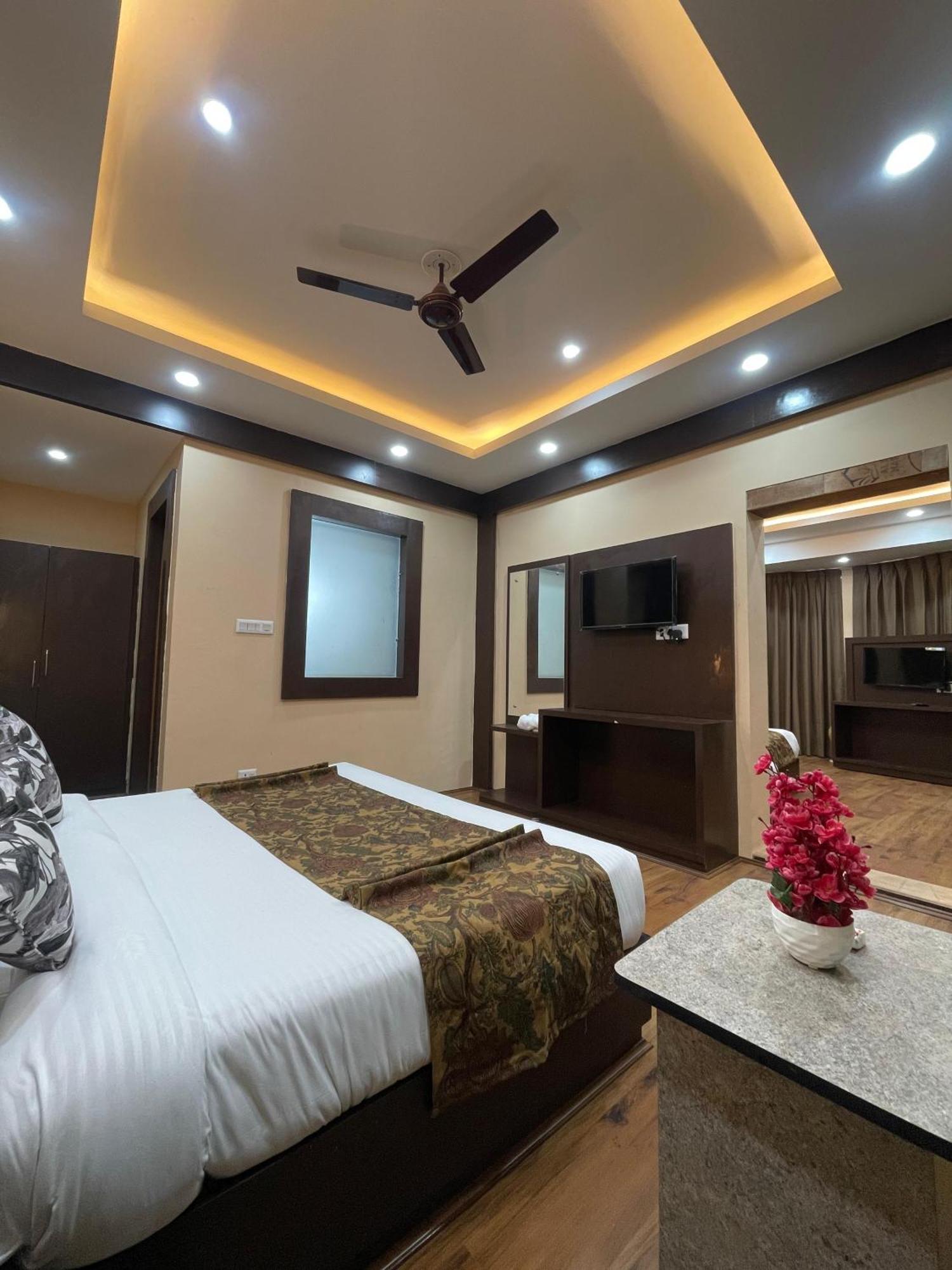Hotel Zoon Dabb Srinagar Airport Kashmir Dış mekan fotoğraf