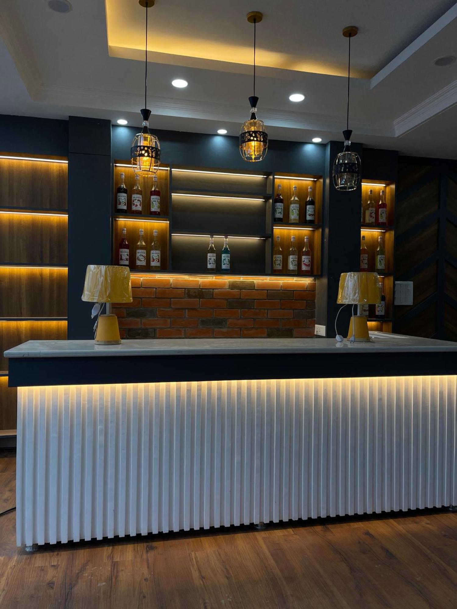 Hotel Zoon Dabb Srinagar Airport Kashmir Dış mekan fotoğraf