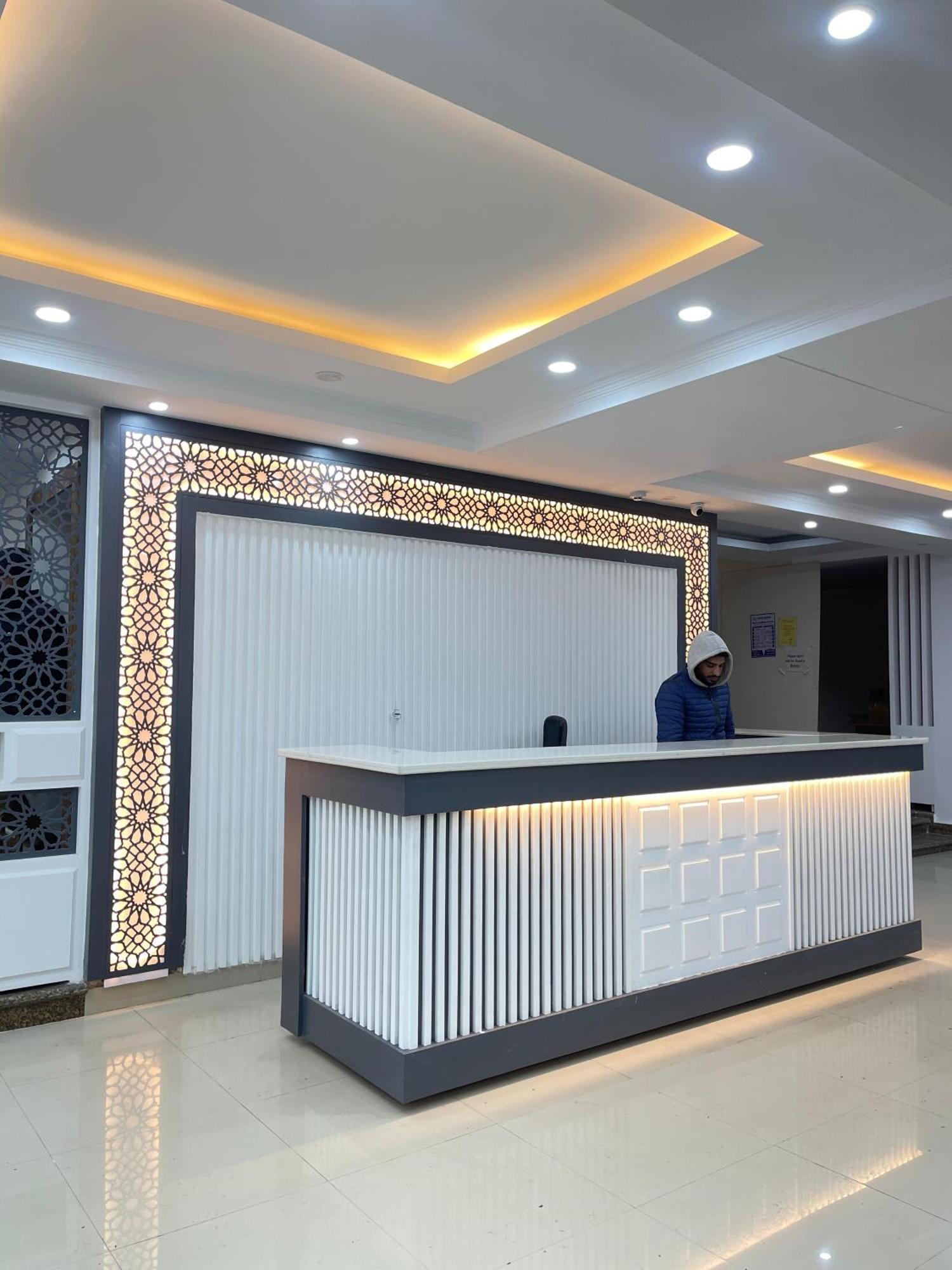Hotel Zoon Dabb Srinagar Airport Kashmir Dış mekan fotoğraf